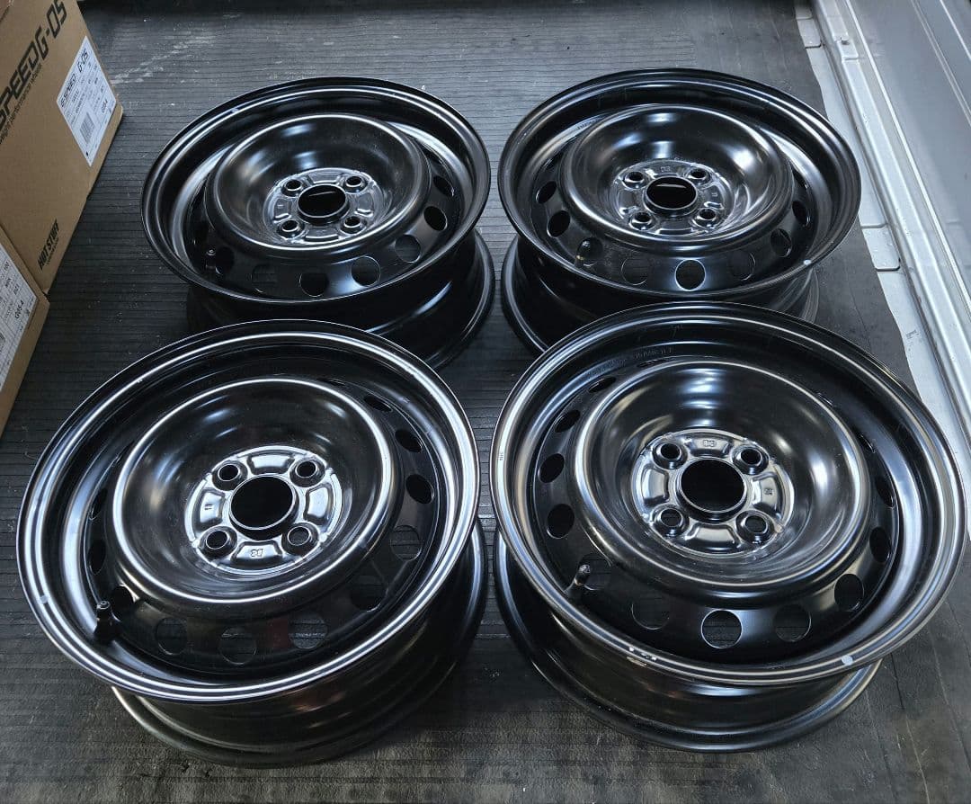 スチールホイール 14×5.5J PCD100 4穴 黒鉄チン プロボックス他