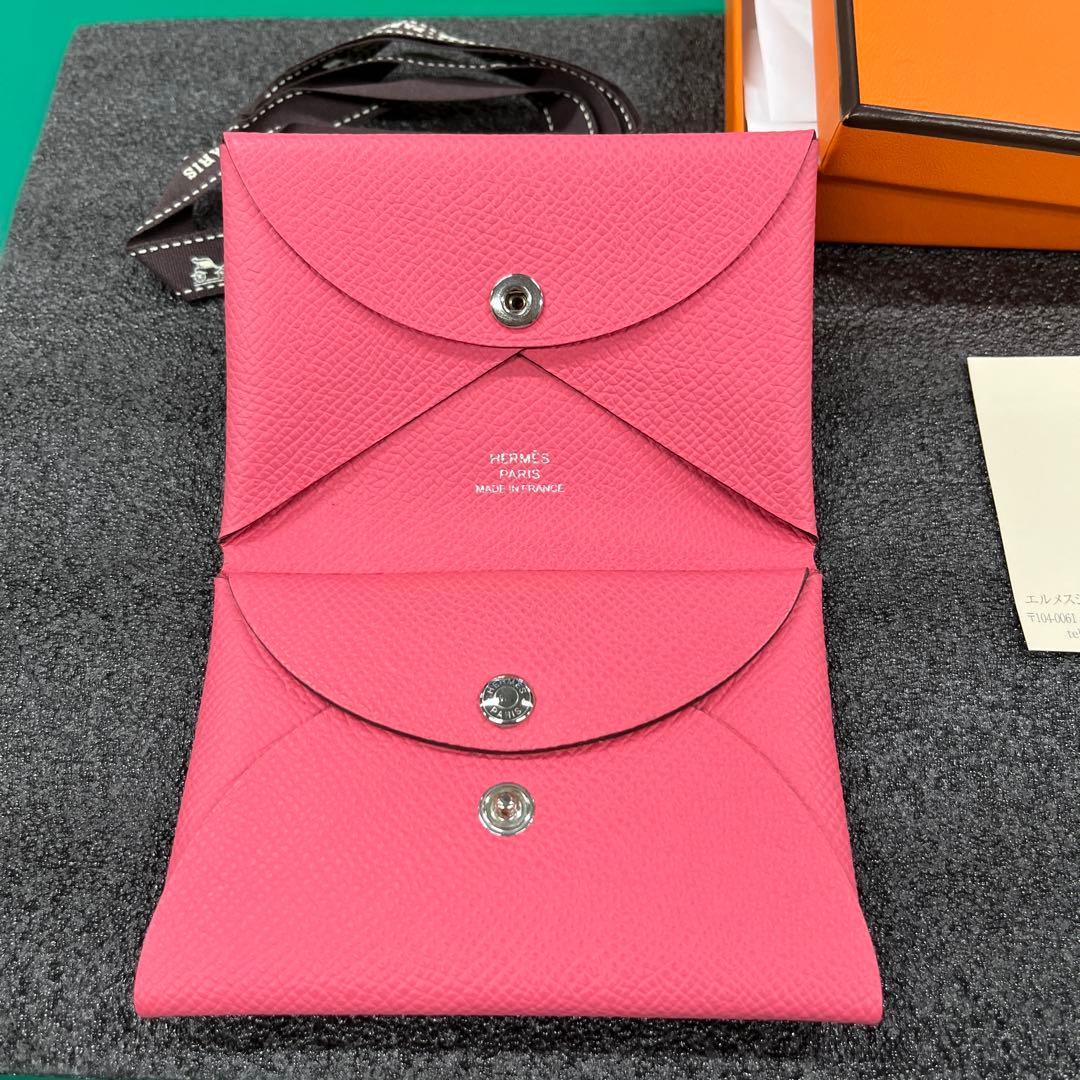 HERMES ピンクカルヴィデュオ