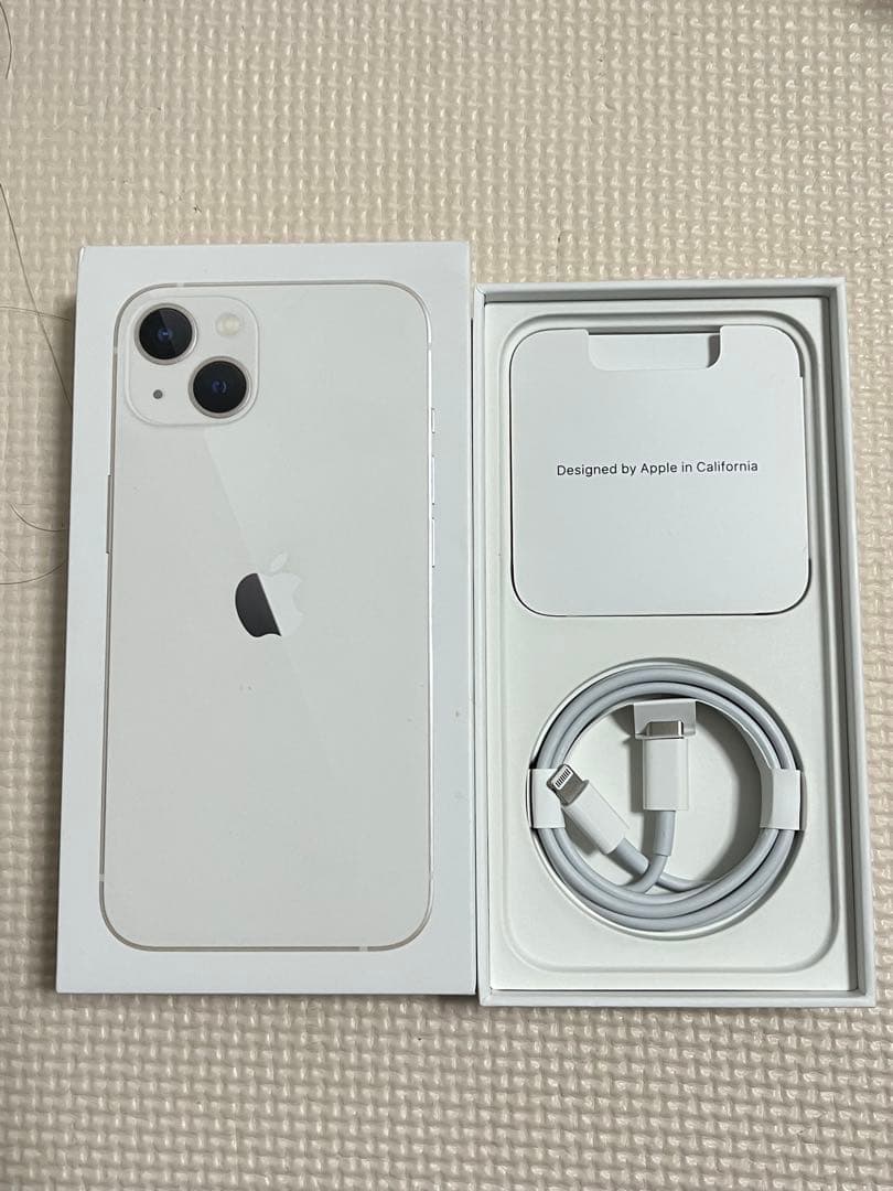 Apple iPhone 13 128GB ホワイト 本体 充電ケーブル付き