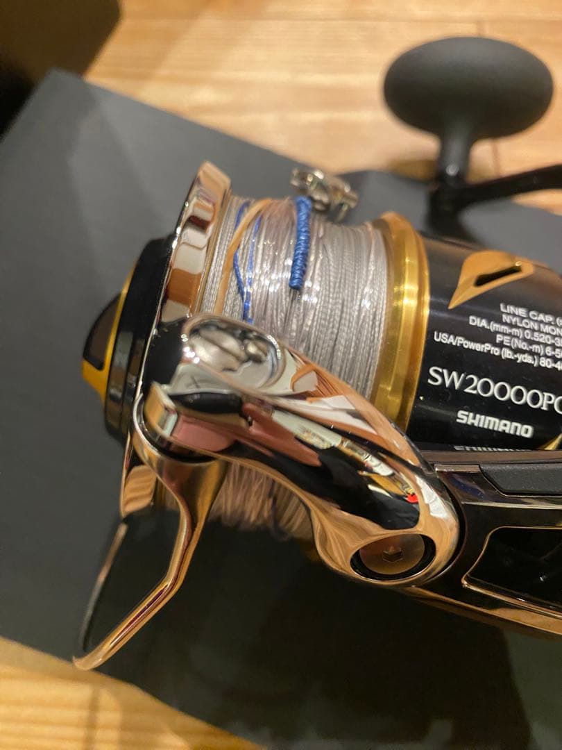 【値引可能】スピニングリール SW20000PG【未使用】　PEライン10号付き