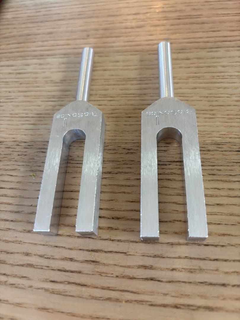 ヒーリングチューナー(音叉)と全脳活性アロマ　地の氣