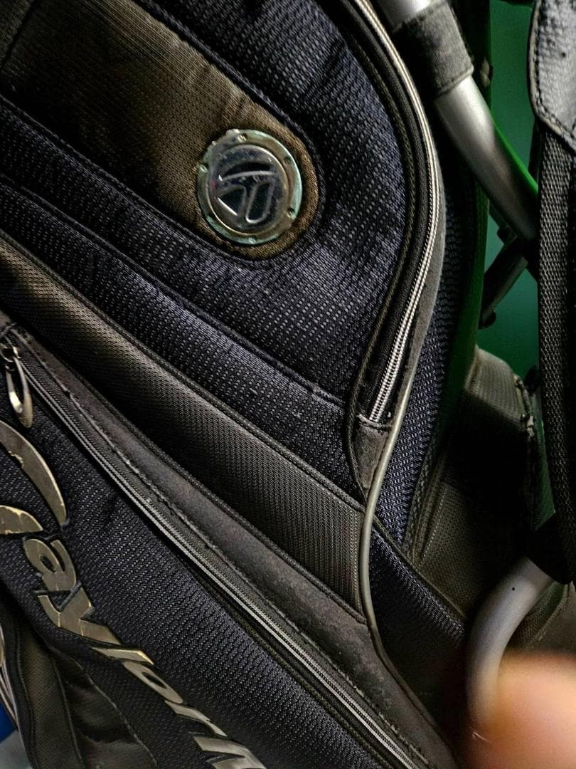 送料無料/美品　TaylorMade １４分割　レアモデル大型キャディバッグ