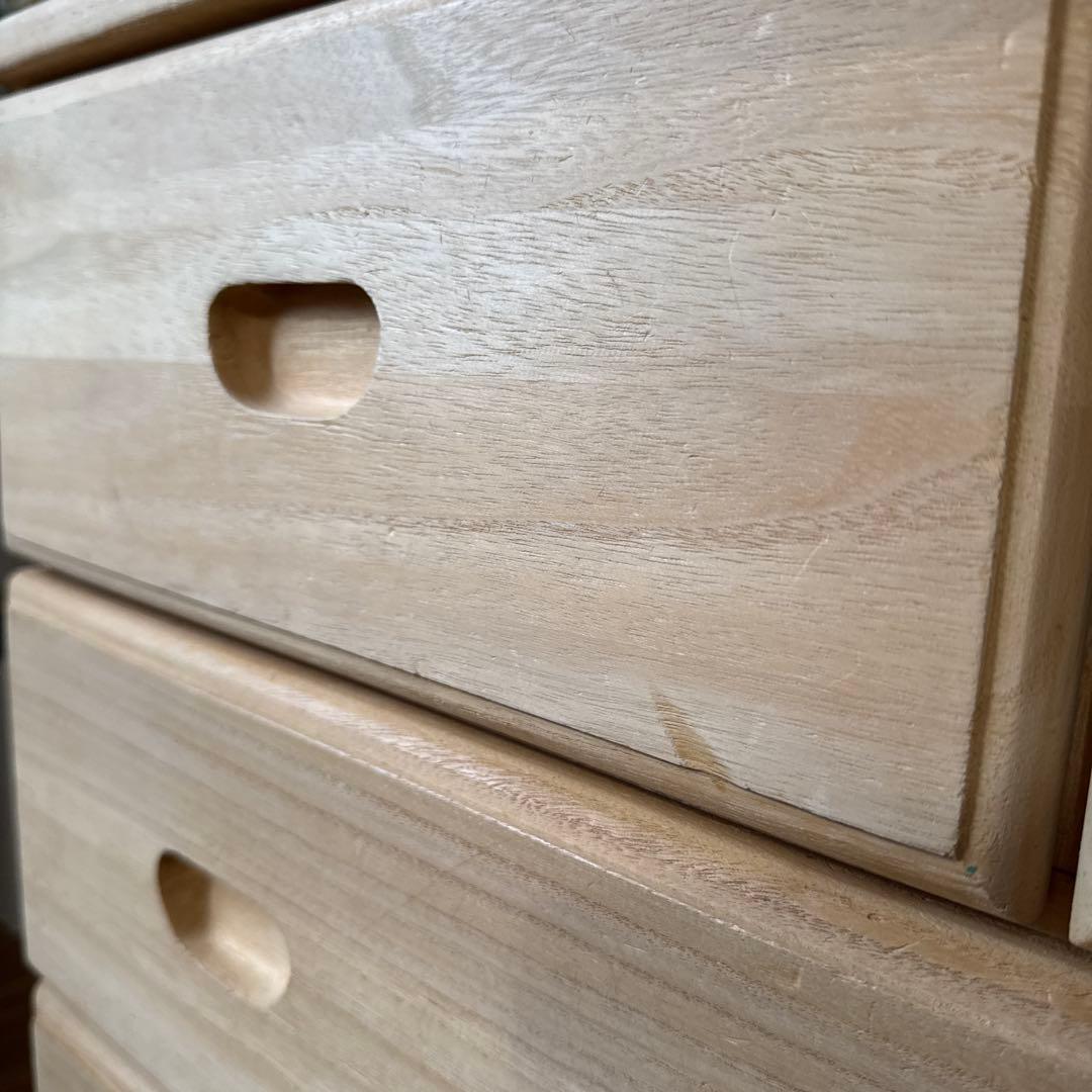 ディノス　押入れ　桐タンス4段　キャスター付き