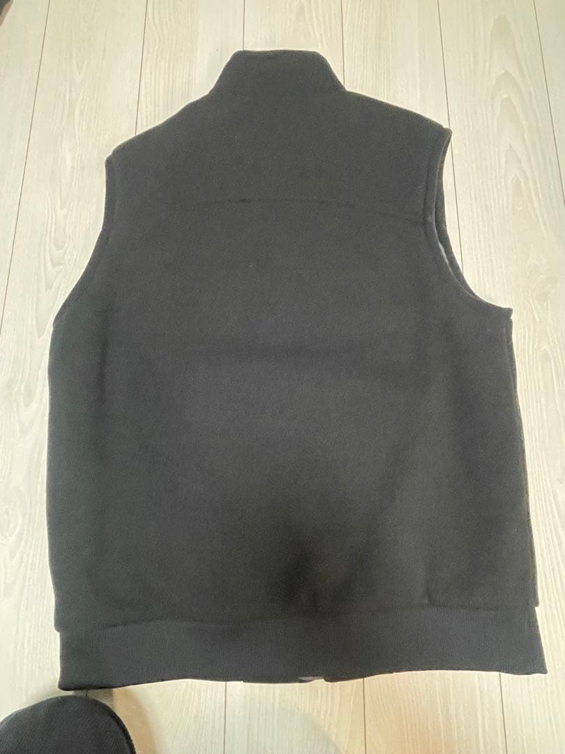極美品　patagonia Insulated ベターセーターベスト　ブラック