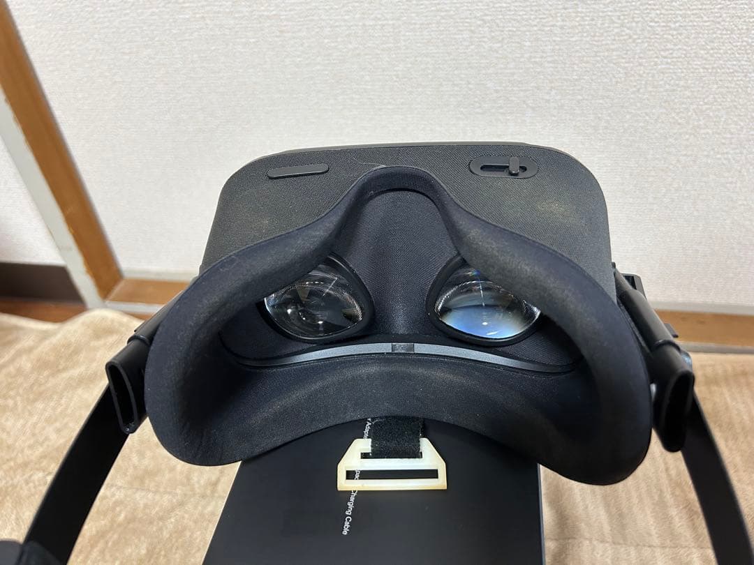 [中古] [動作確認済]  Quest 箱あり