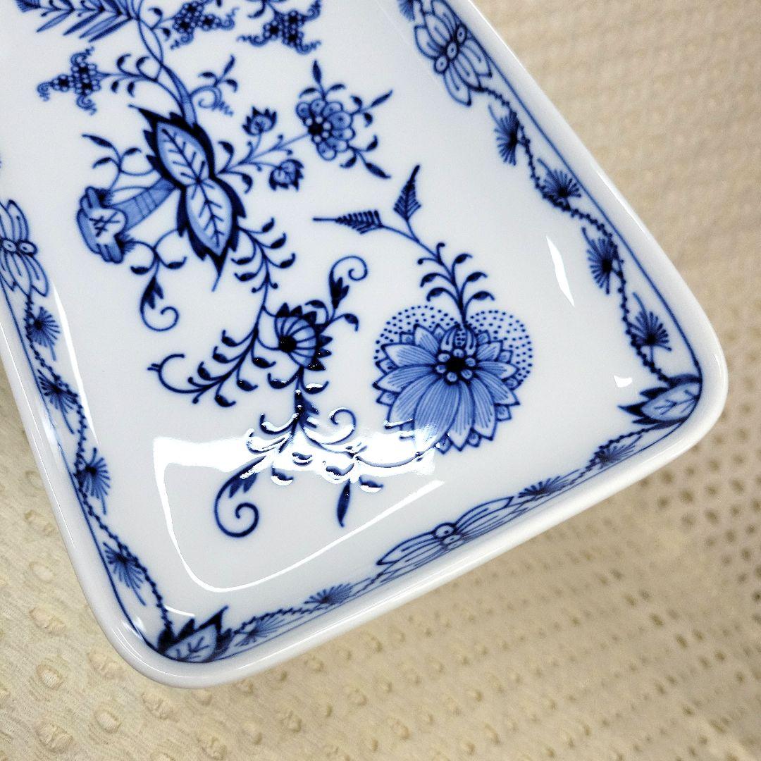 mY。マイセン　長角皿　２３センチ　×　１３センチ　１枚 　です。