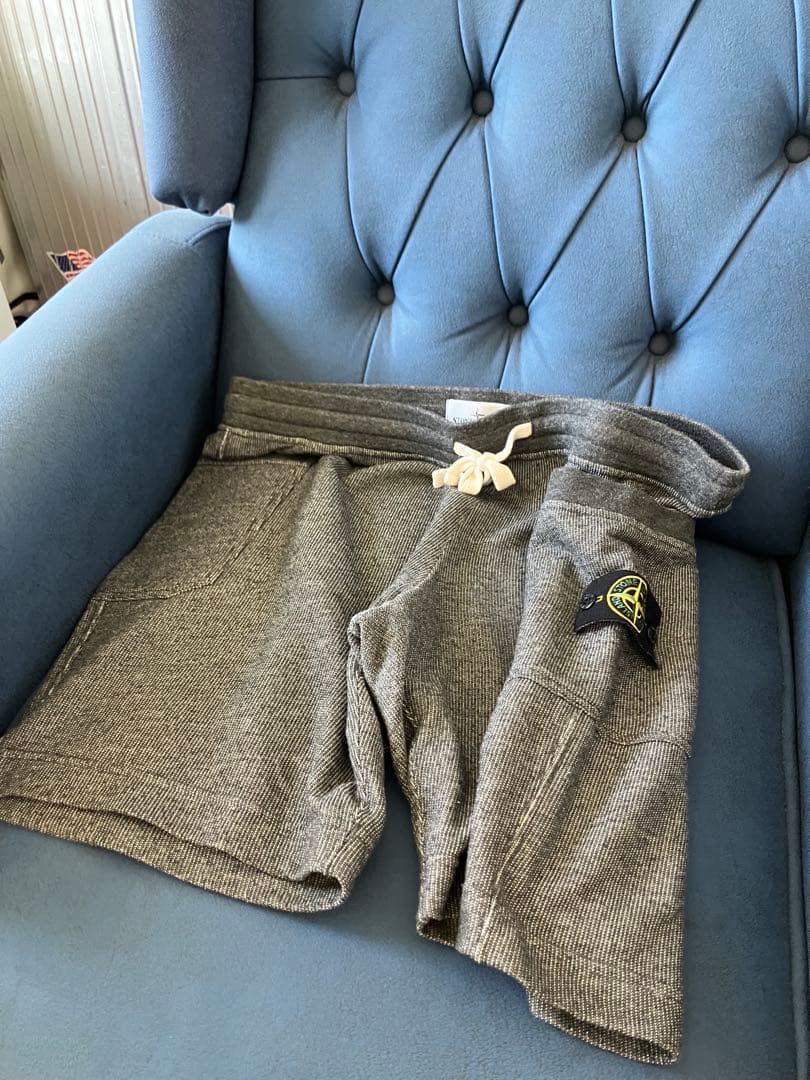 ⭐︎しょーたSTONE  グレーショートパンツ　XL