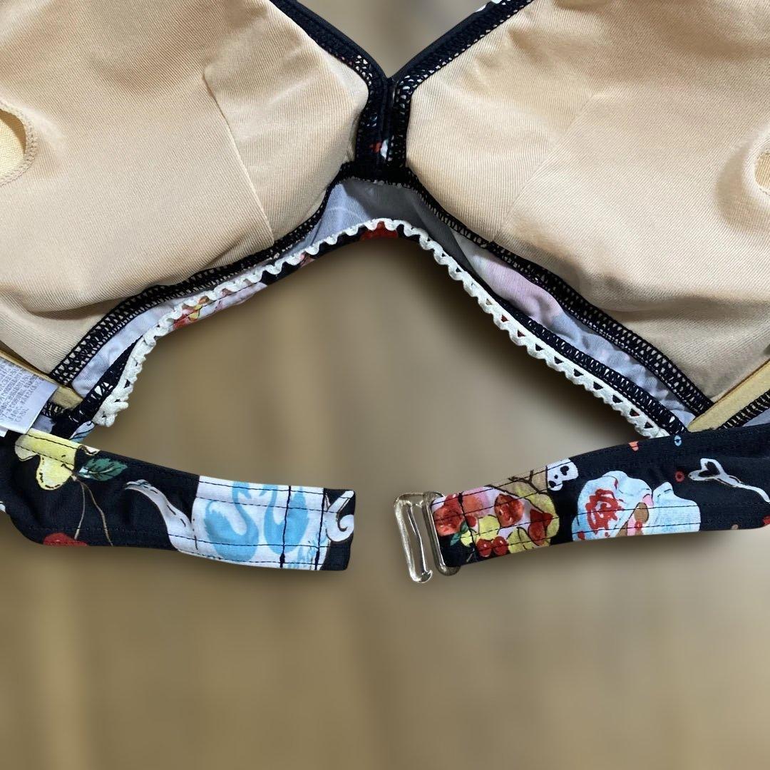 メタモルフォーゼ水着