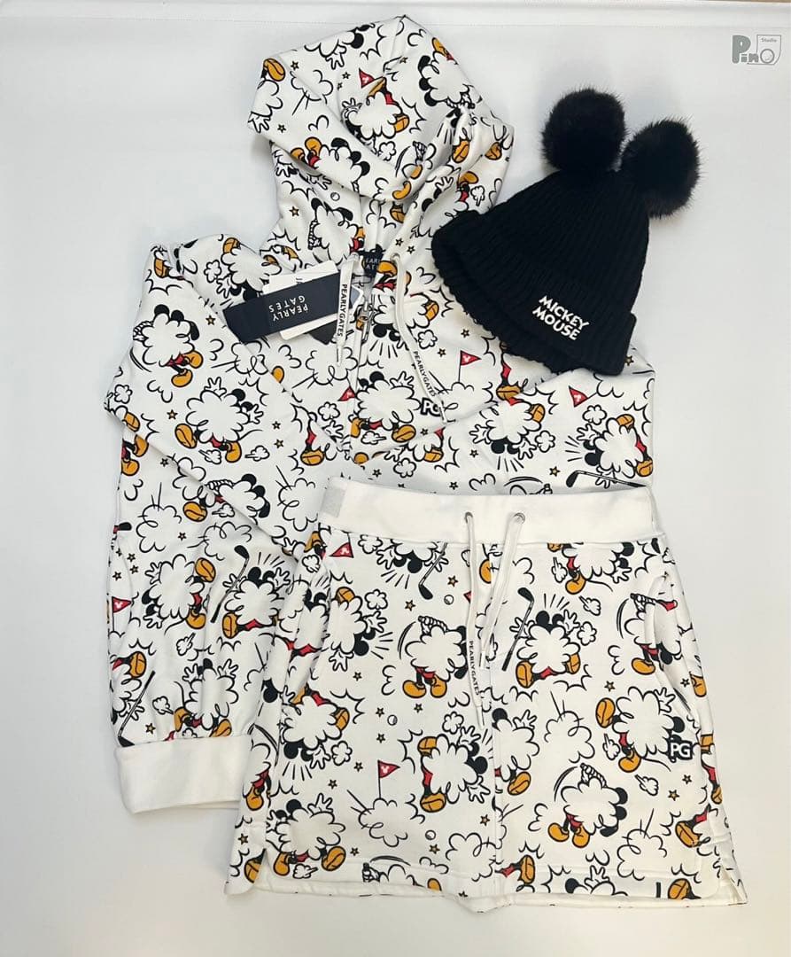 PEARLY GATES ミッキーマウスコラボ　セットアップ　ニット帽