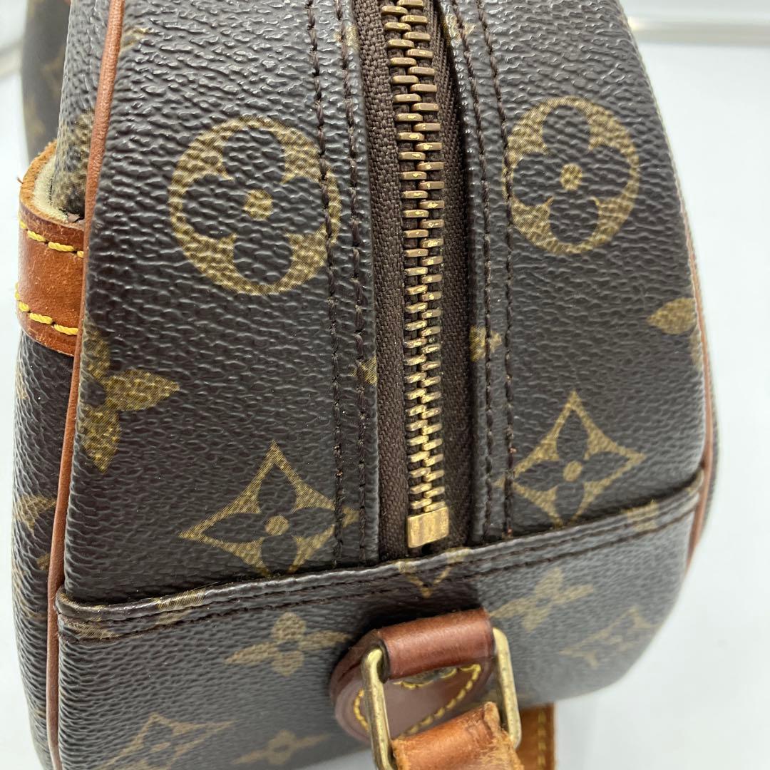 ルイヴィトン ブロワ モノグラムサンリス ショルダーバッグ