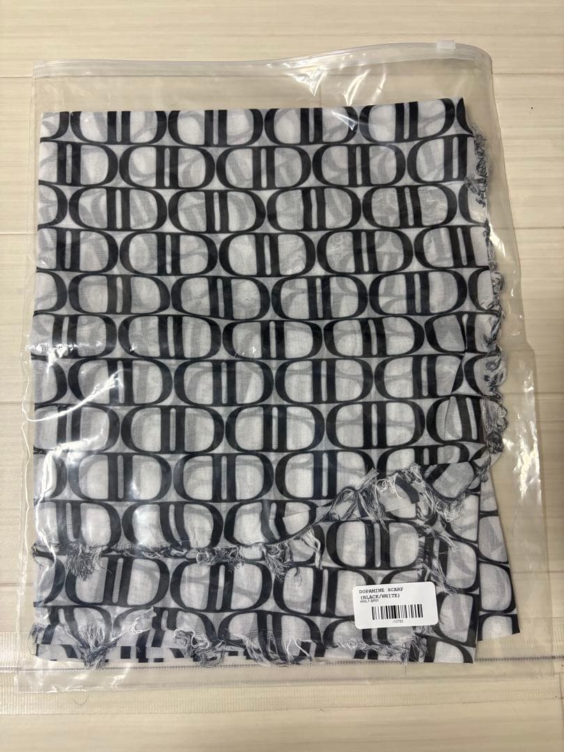 小物 lil tecca DOPAMINE SCARF (BLACK/WHITE)