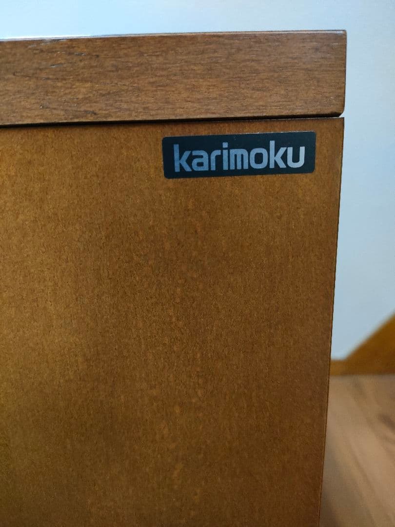 【カリモク】【ずっしり重い】【高級家具】小型箪笥　小物収納　ローチェスト