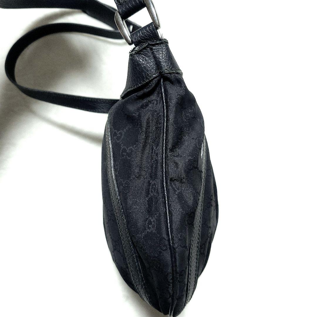 GUCCI　ショルダーバッグ 肩掛け GGキャンバス アビー 265691 黒