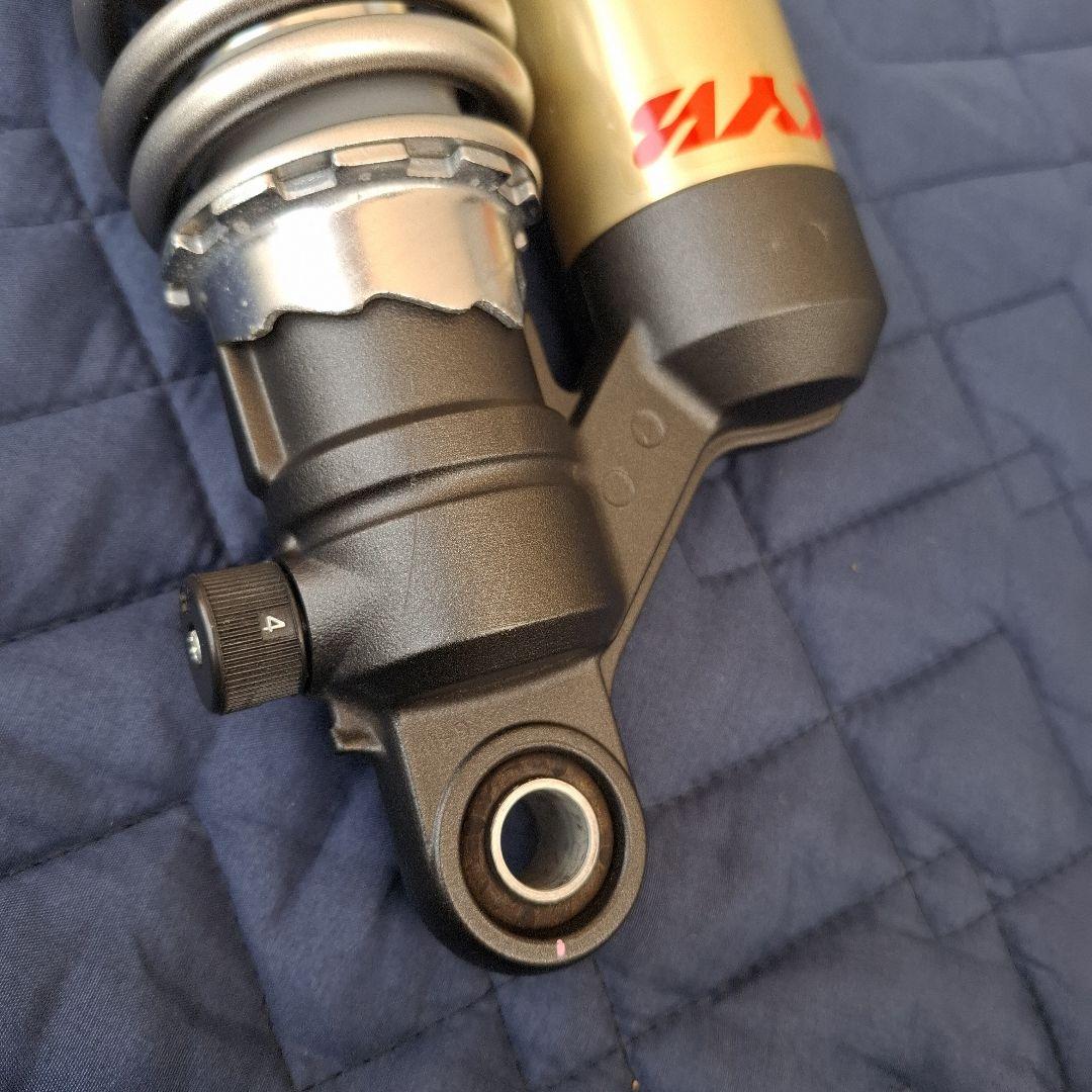 ZRX1200DAEG　純正KYBサスペンション