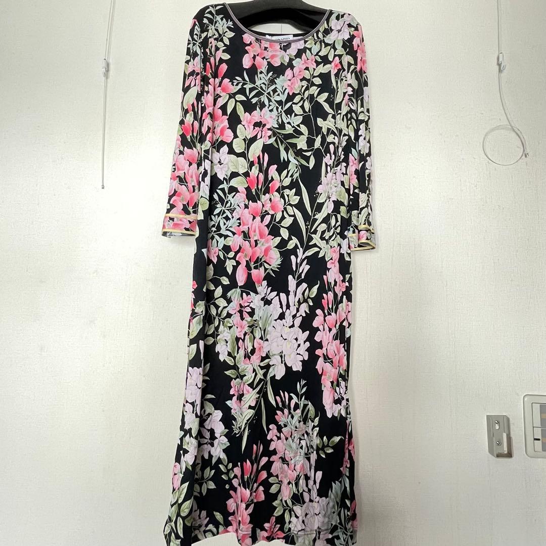 フ*♡様 LEONARD フラワープリント ワンピース サイズ40です