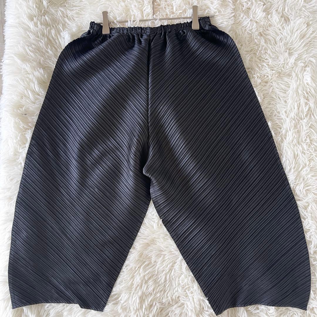 極美品 プリーツ プリーズ 変形 サルエルパンツ 斜めプリーツ サイズ3 黒