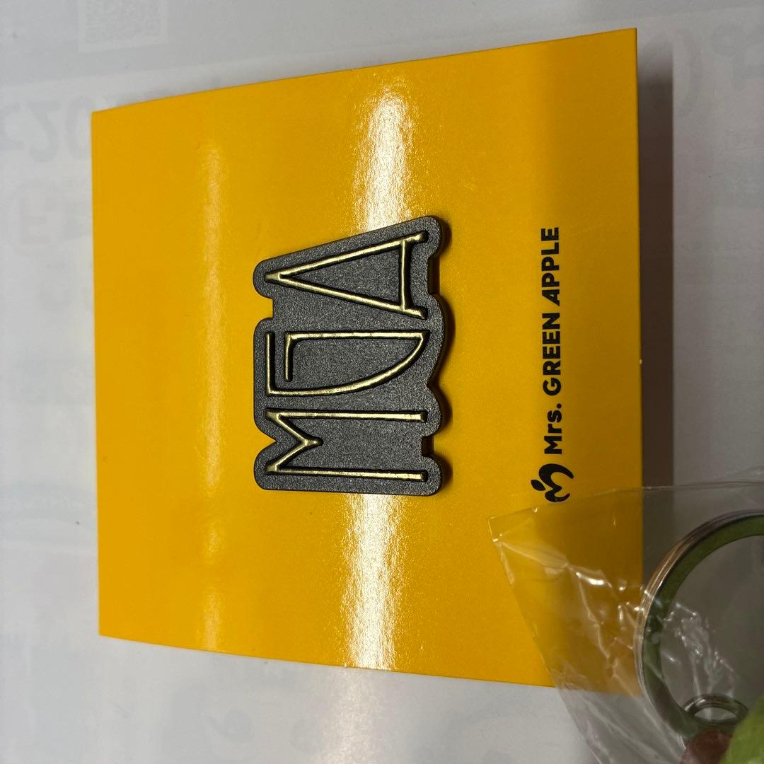 Mrs.GREENAPPLE メメル キーホルダー　 ピンバッジ、キーホルダー
