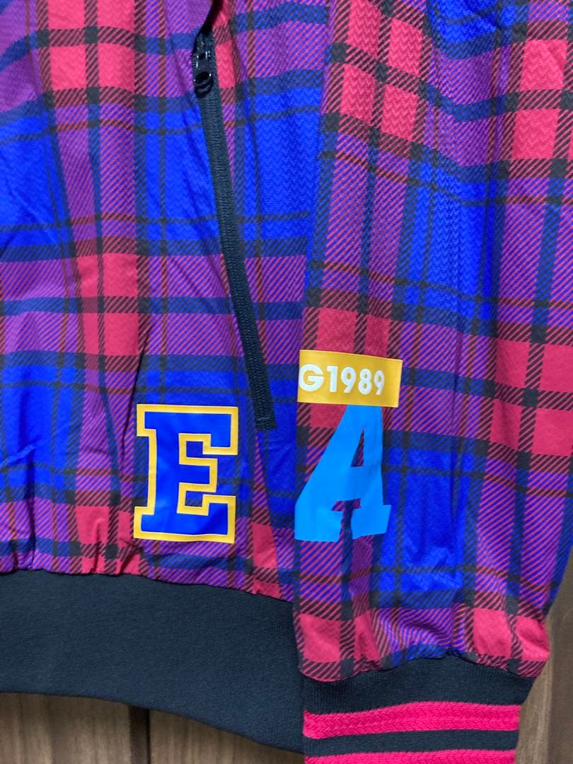 美品　PEARLY GATES ナイロンストレッチ　Rチェック　ツインスニード