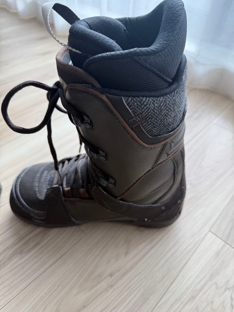 スノーボードブーツ DEELUXE independent