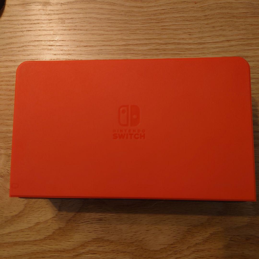 NintendoSwitchマリオレッド本体セット充電グリップ2個