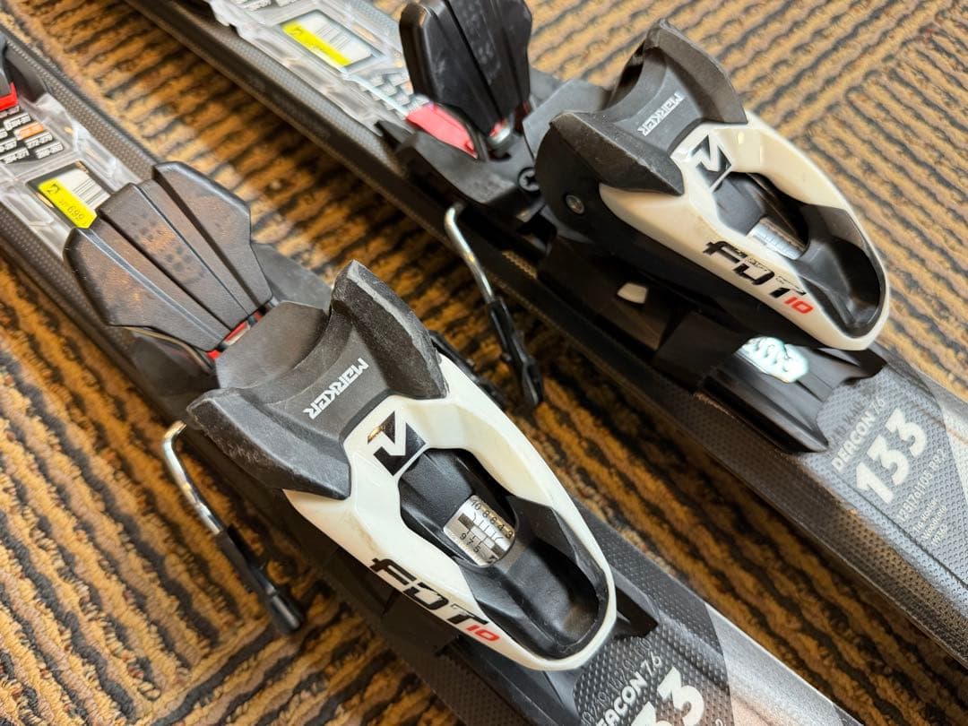 VOLKL フォルクル DEACN 7.6 133cm ミッドスキー