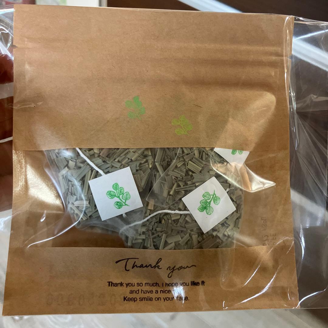 美品　縦型　靴収納棚　クリア窓付き 自家焙煎珈琲　有機栽培レモングラスティ等々付