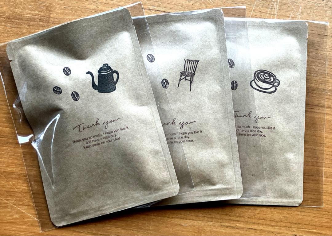 美品　縦型　靴収納棚　クリア窓付き 自家焙煎珈琲　有機栽培レモングラスティ等々付