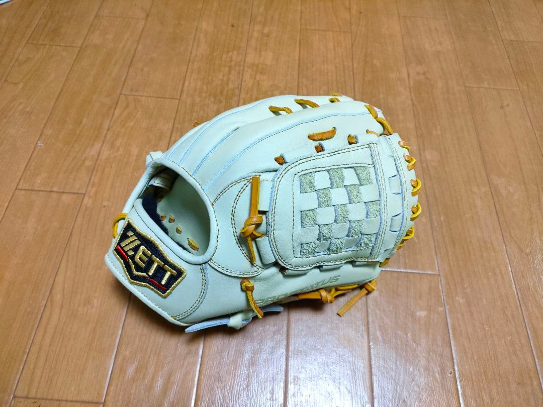 ZETTプロステイタス　軟式用グローブ（源田モデル）