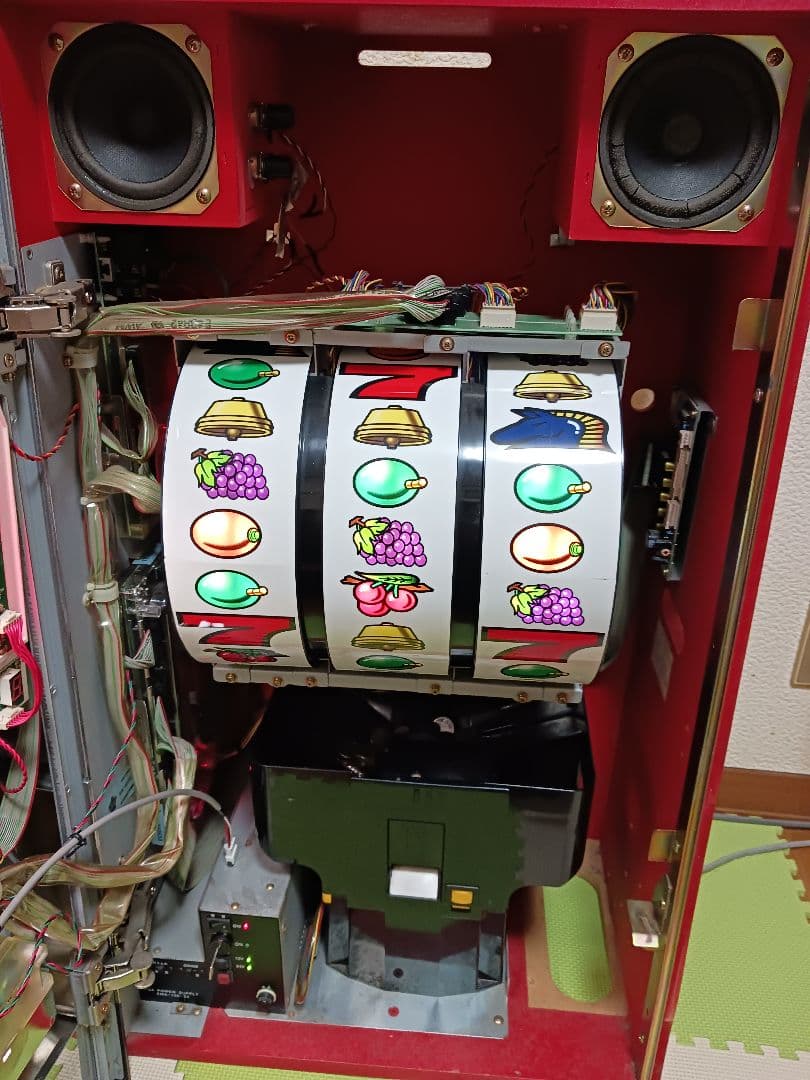 ア*迎様 ニューペガサスa フリーズver 裏物 エマ 4号機 実機 パチスロ