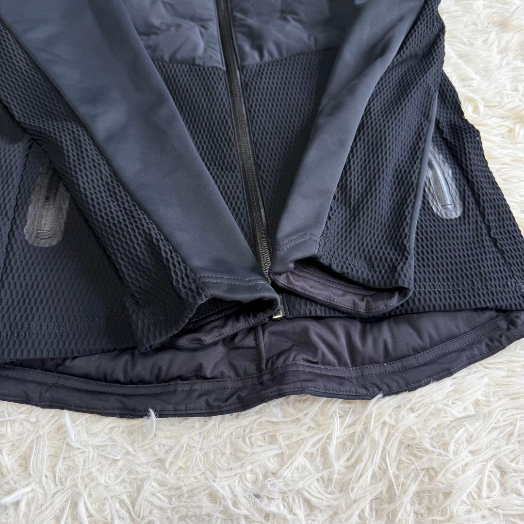 【デサントゴルフ】美品ダウンジャケット g-arc Sサイズ メンズ ブラック