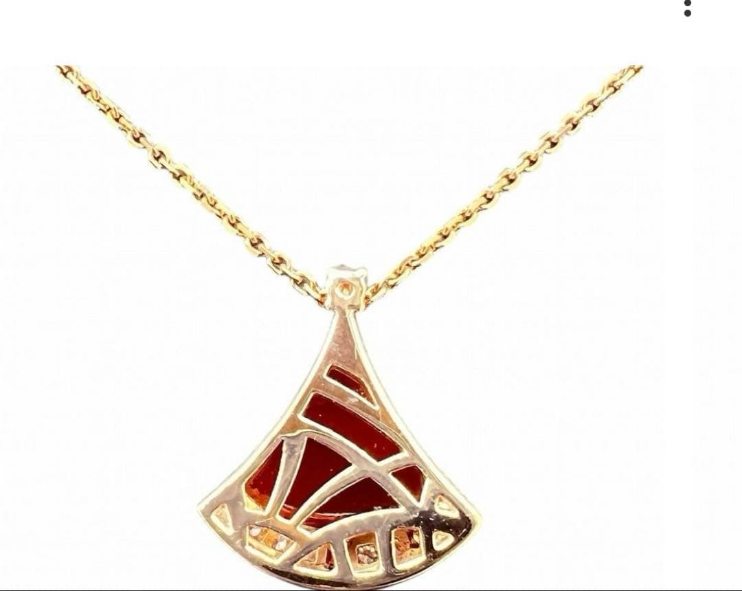 ブルガリ　ディーヴァドリーム　ネックレス カーネリアン