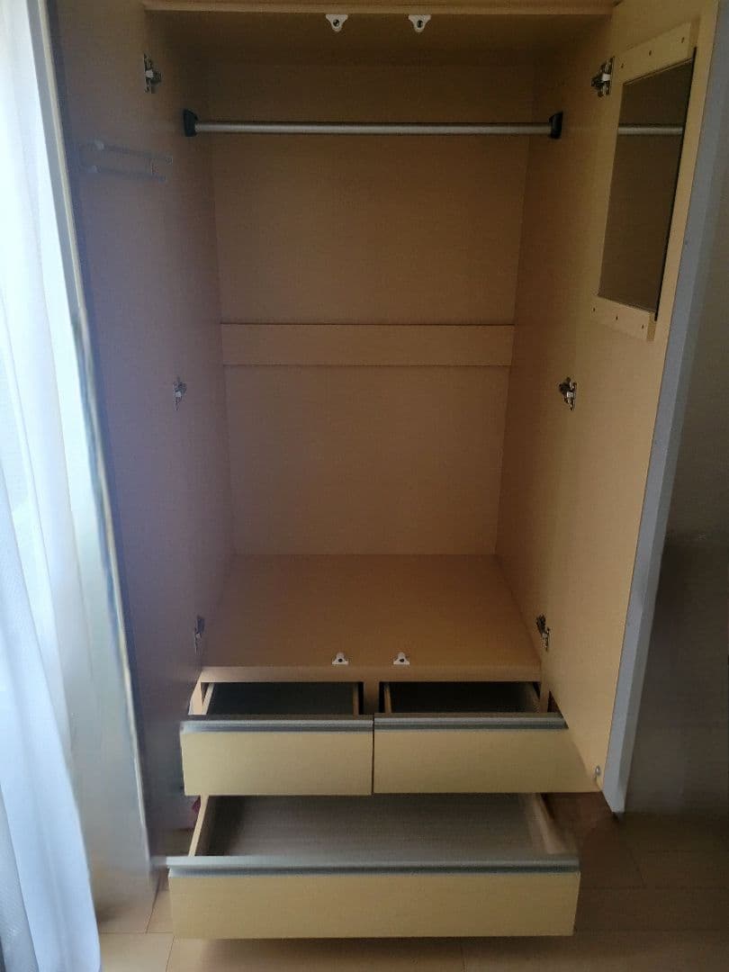 ニトリ　ワードローブ