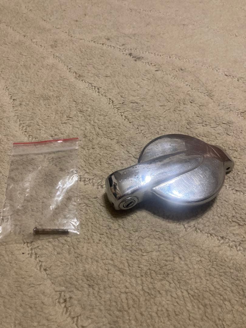 希少‼️SUZUKI GT380 ガソリンキャップ‼️サンパチGT550‼️当時物‼️