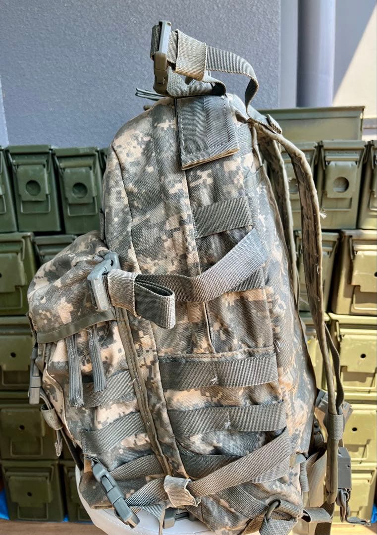 米軍放出品 未使用品 レア品MOLLE2アサルトパック リュック バックパック①