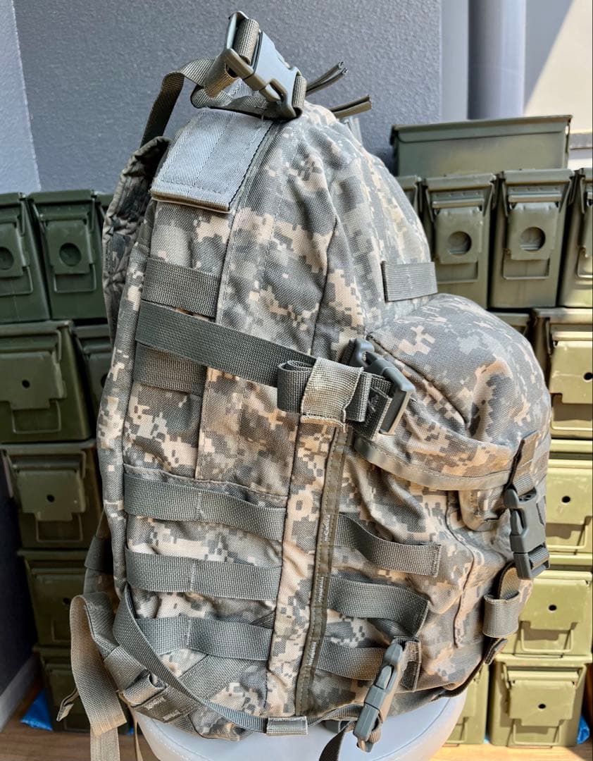 米軍放出品 未使用品 レア品MOLLE2アサルトパック リュック バックパック①