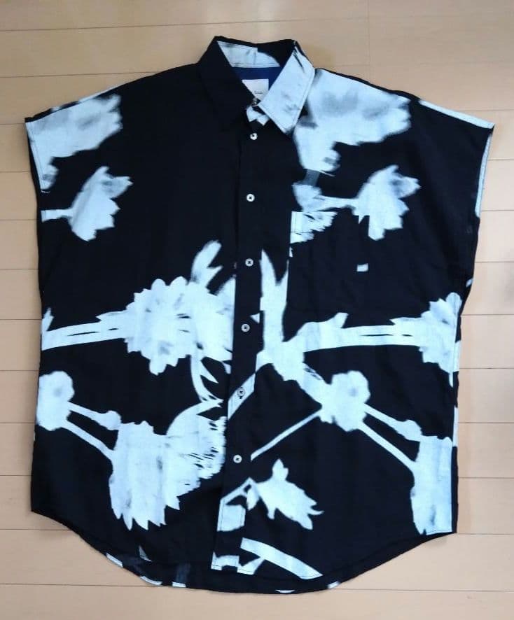 Paul Smith 　ポールスミス　モノトーン転写ノースリーブシャツ