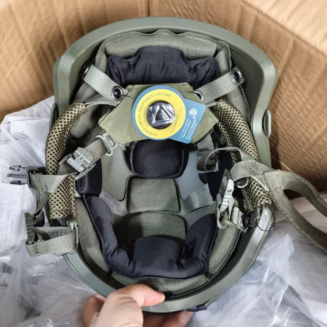 FASTタイプ戦術ヘルメット｜調整可能｜オリーブドラブ