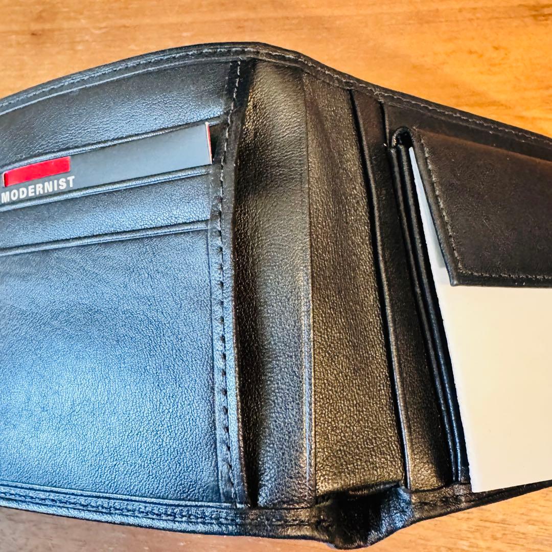 TUMI 二つ折り　財布　MODERIST 017099D