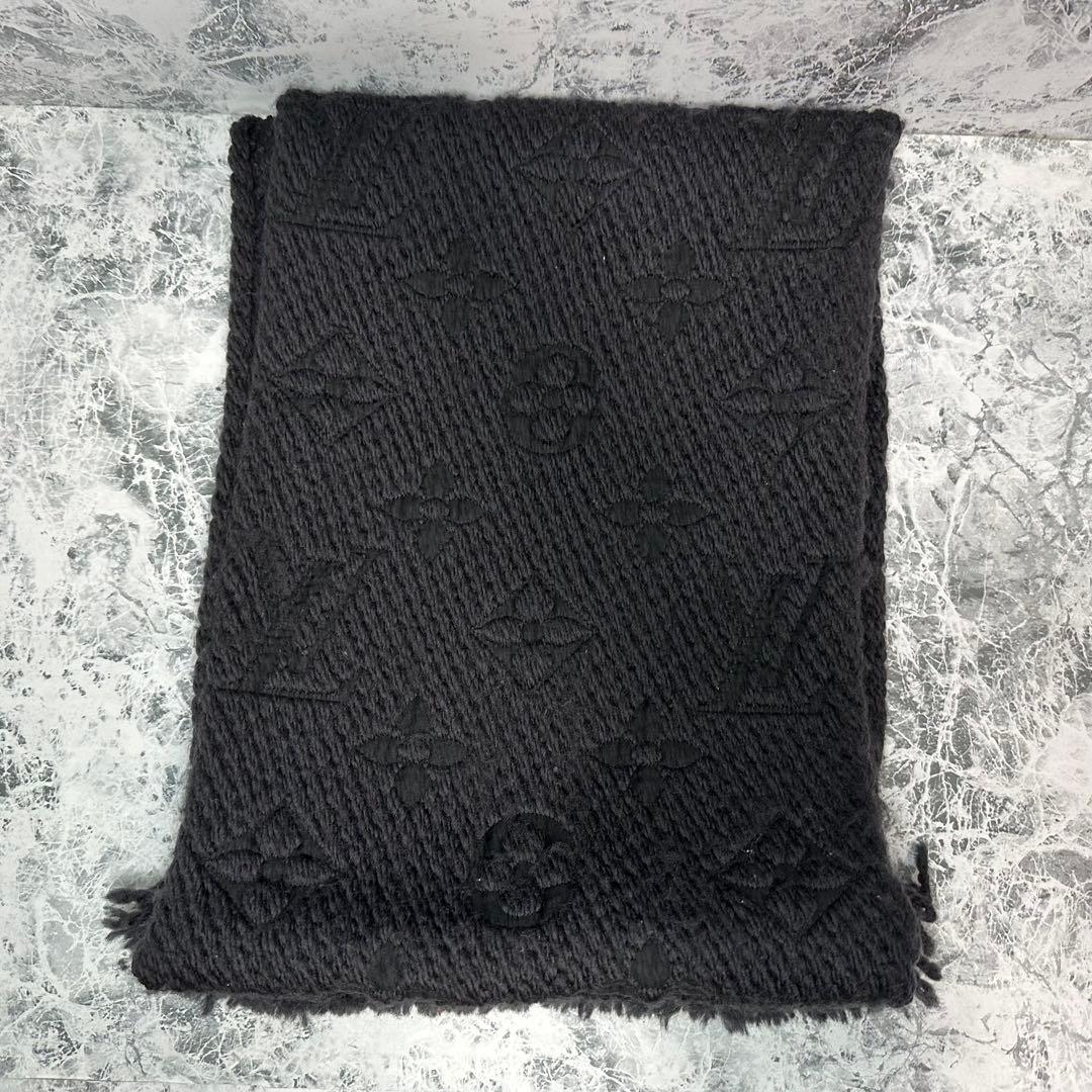 ✨LOUIS VUITTON✨　ルイヴィトン　マフラー　ロゴマニア