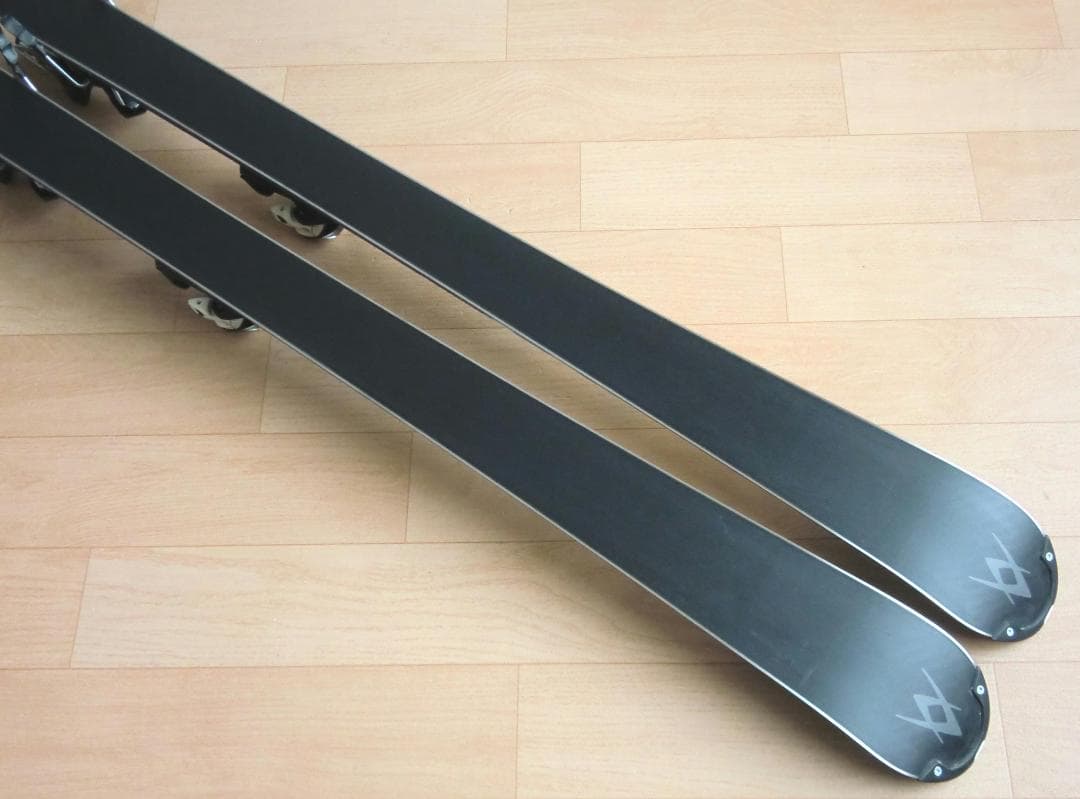 ■■送料無料■VOLKL■PLATINUM TRS■166cm■調整ビン付■■