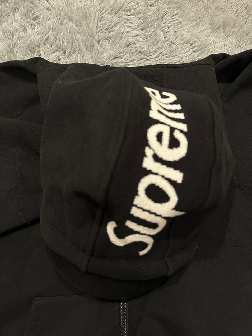 supreme Small box ジャケット