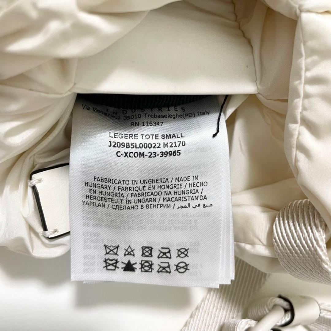 モンクレール ショルダーバッグ キルティング 白 シンプル ダウン ラスト1個