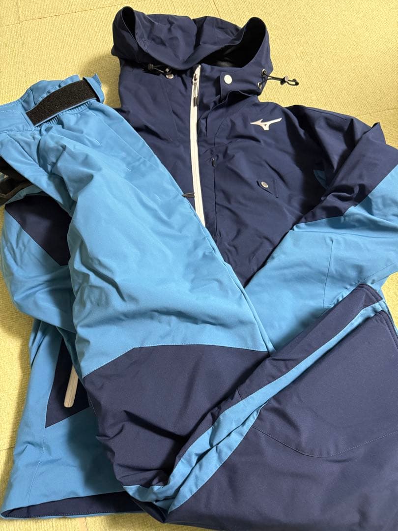 ミズノ　スキーウェア　上下　メンズ