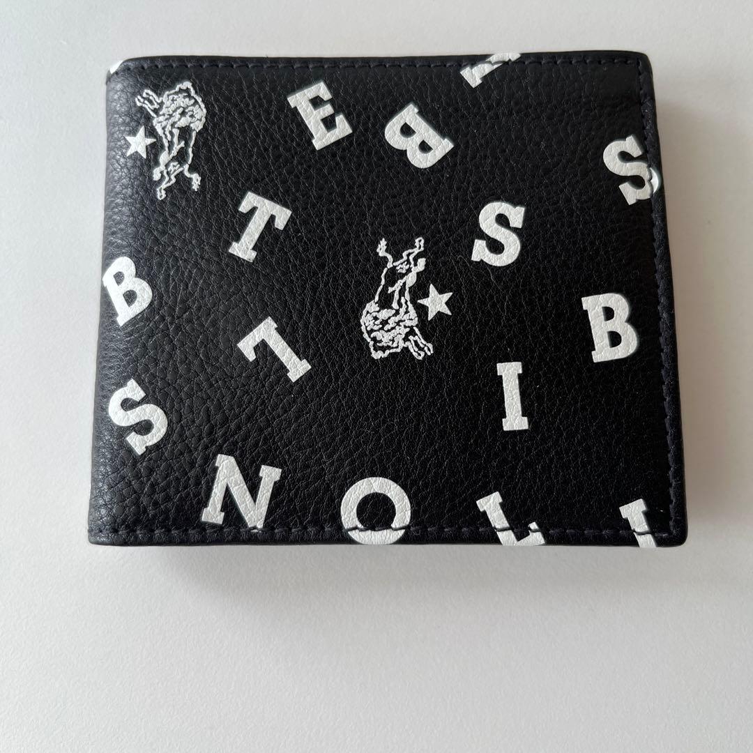 新品　イルビゾンテ　二つ折り財布　レザー　ブラックxホワイト　ロゴ　レザー　牛革