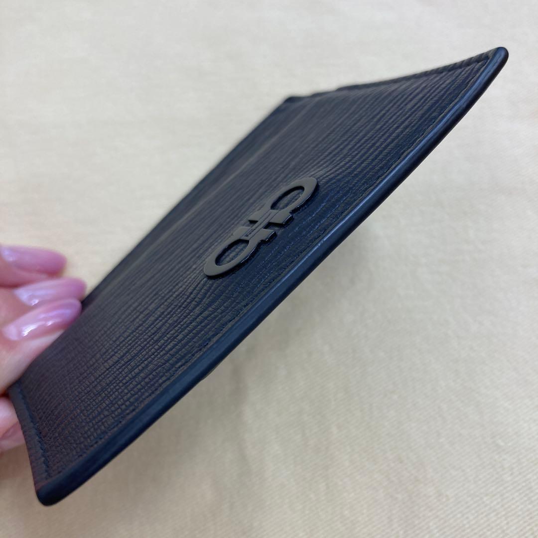 サルバトーレ フェラガモ ガンチーニ マネークリップ カードケース