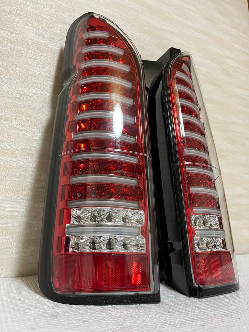球切れ無し 200 ハイエース LED テール