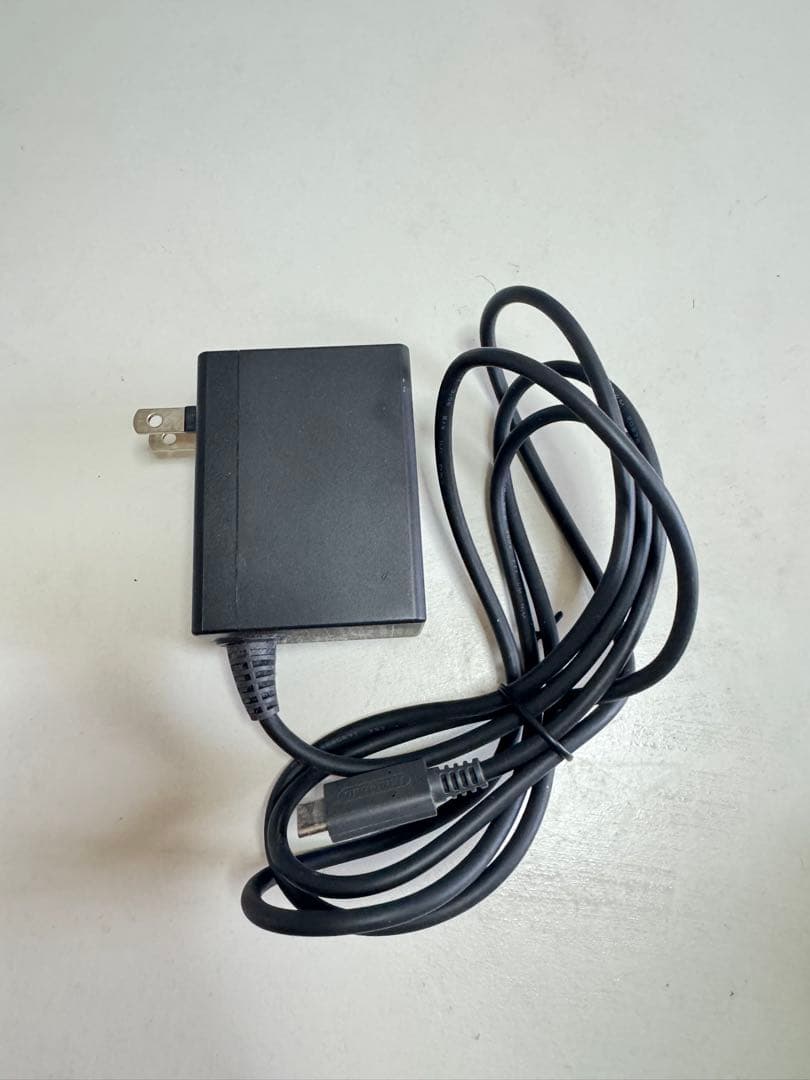 Nintendo Switch Lite イエロー本体+ACアダプター+箱