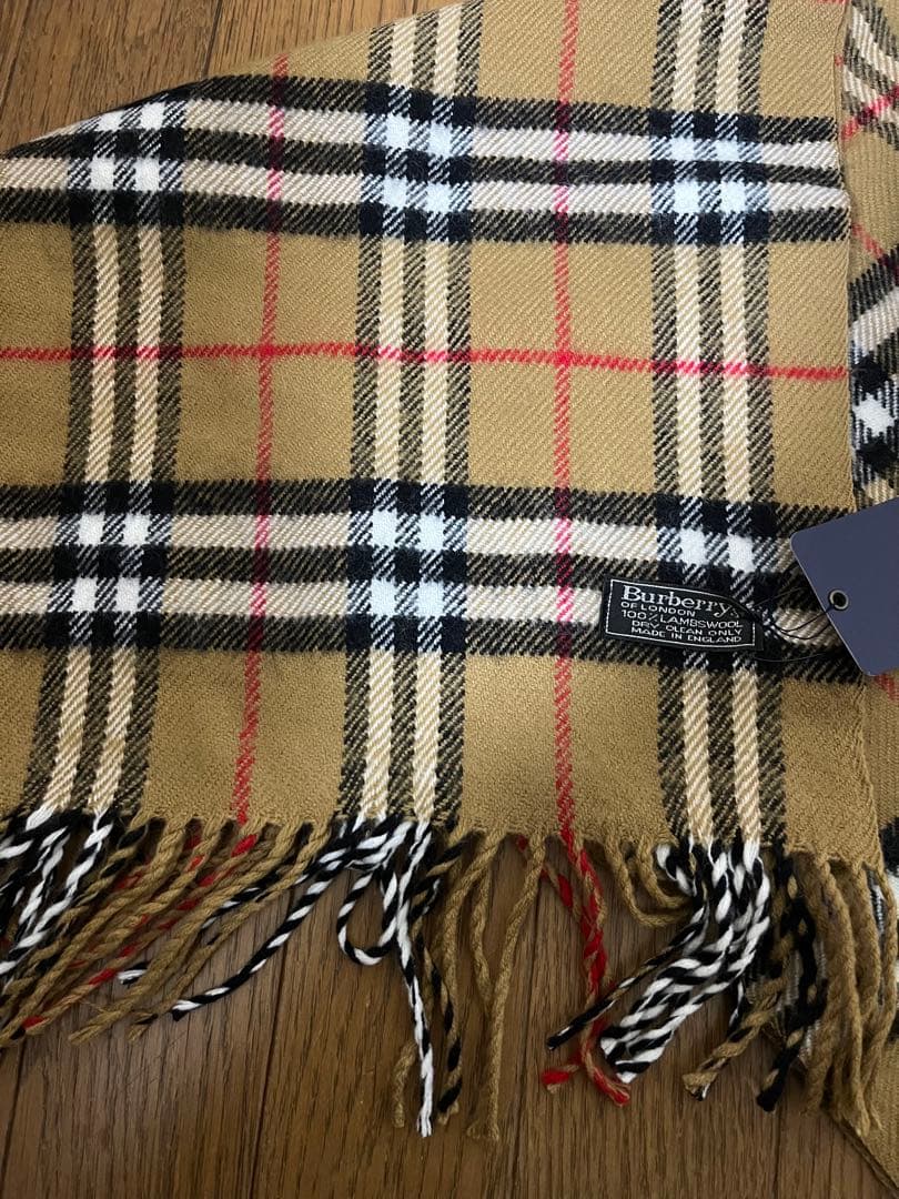 新品未使用タグ付き　Burberry チェック柄マフラー ベージュ