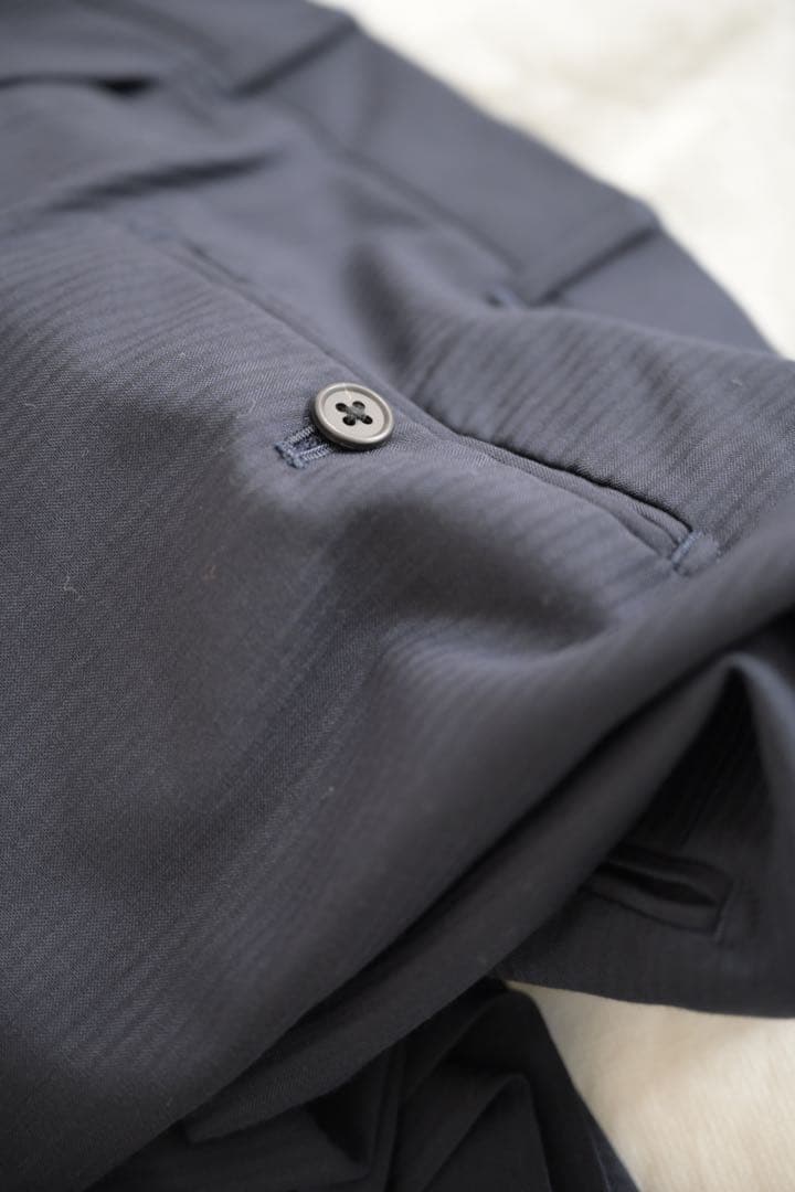 アバハウス　スーツ上下(ネイビーブルー)