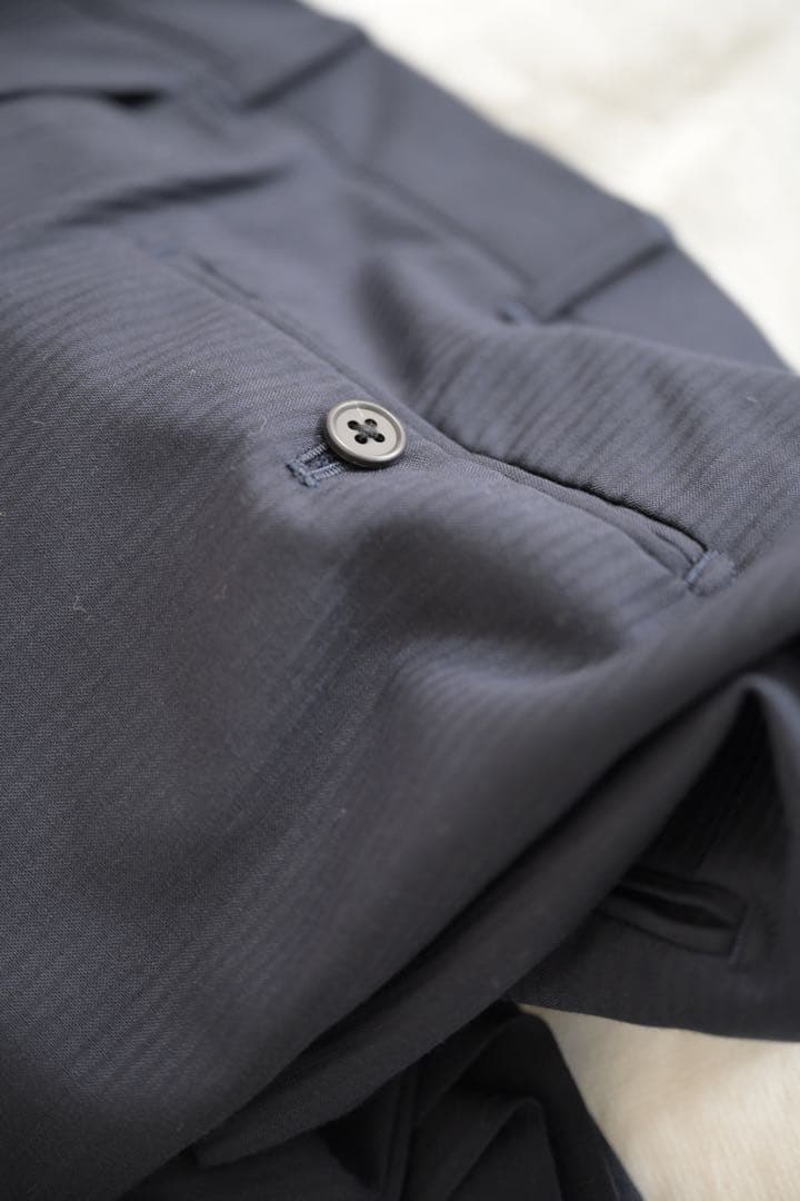 アバハウス　スーツ上下(ネイビーブルー)